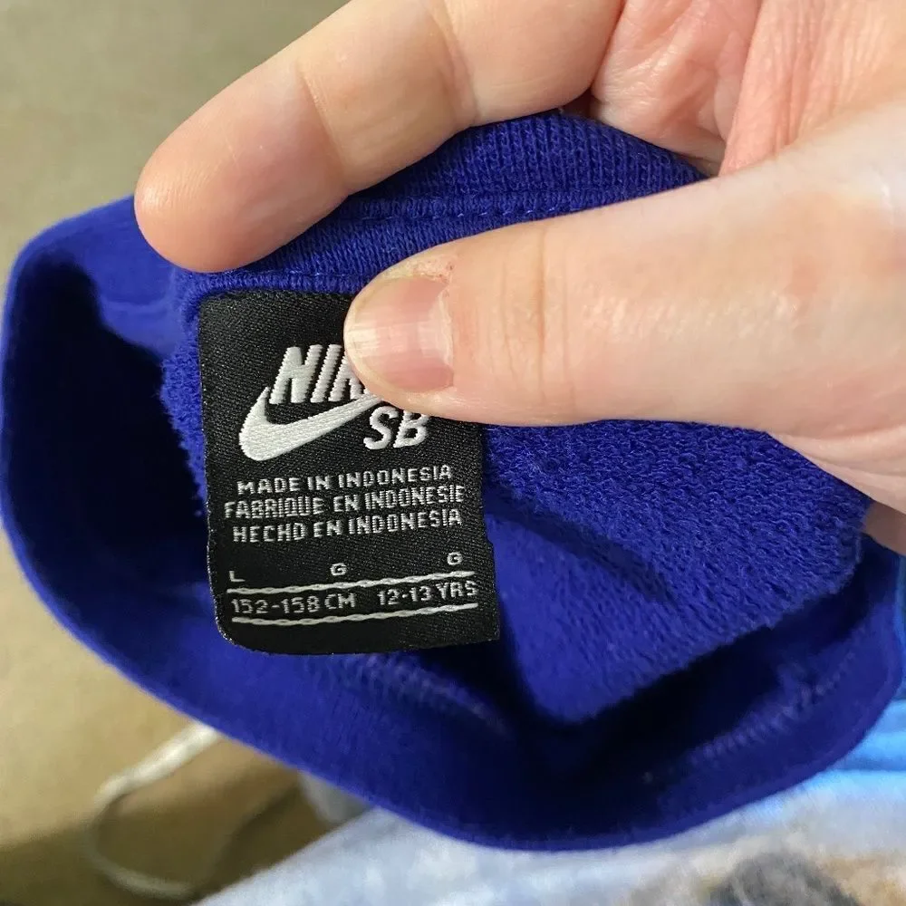 Nike SB blue crewneck sweatshirt